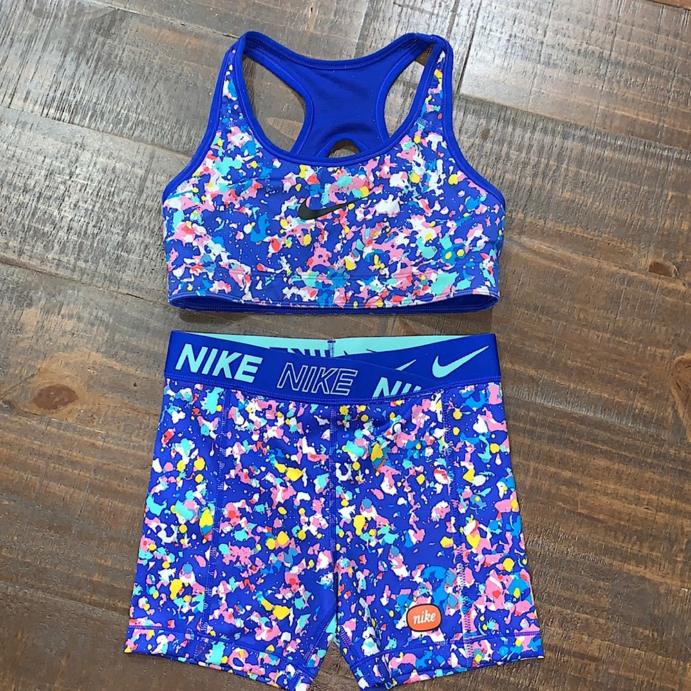 Nike pro sports bra & shorts